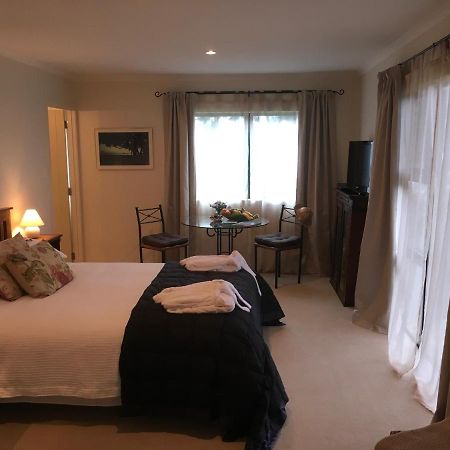 Bed and Breakfast Puka Heights Pauanui Esterno foto