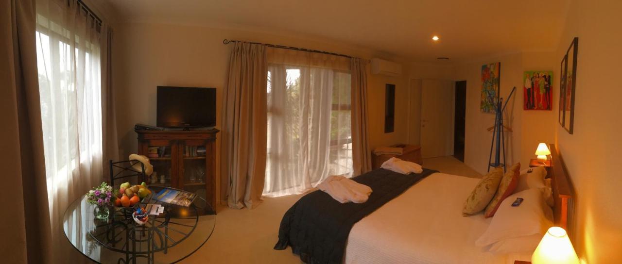 Bed and Breakfast Puka Heights Pauanui Esterno foto