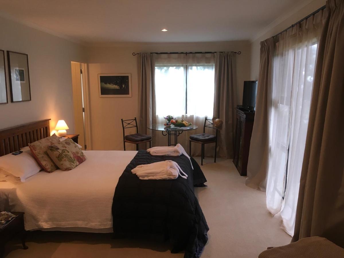 Bed and Breakfast Puka Heights Pauanui Esterno foto